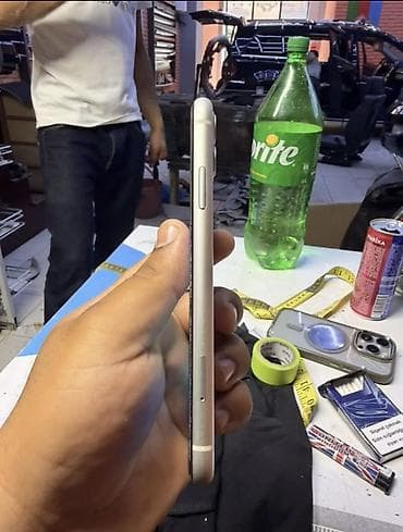 gence iphone: IPhone 11, 128 GB, Face ID, Sənədlərlə, Hissə-hissə ödəniş — 4