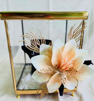 xonca novruz bayrami: SATILIR.14 eded ve 12 eded olmaqla xonca desti satilir.Her biri — 4