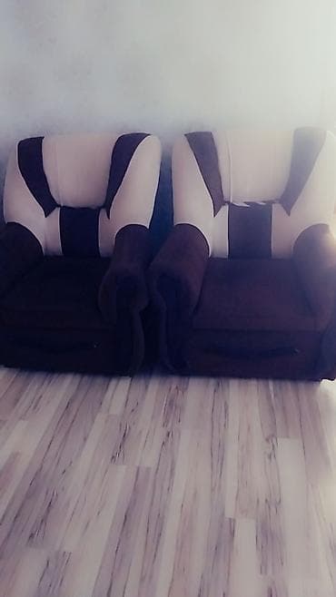 divan krislo: Iki ədəd yumşaq kreslo dəsti - Rəng: bej və tünd qəhvəyi — 1
