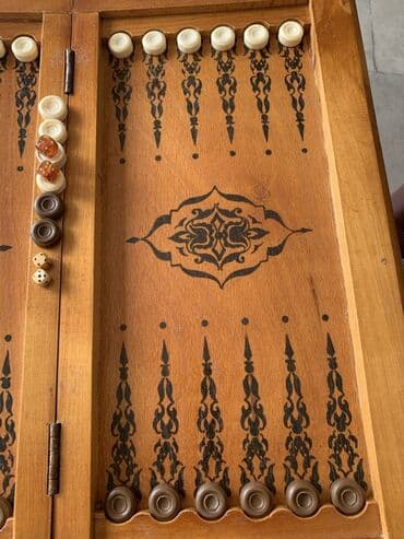 купить стол для бильярда: Qədimi nərd yaxşi vəziyyətdə vatsapa yaza bilərsiniz — 2