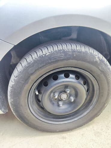 lada kalina 2011: Kia Rio hatchback elimyandi 8200 son - Korpus: 5 qapılı hatchback — 6