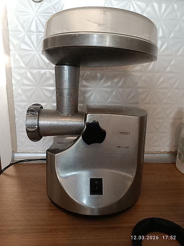 kabab setkası: Мясорубка Kenwood — 1