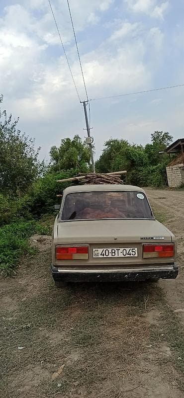 moto s50: VAZ (LADA) 2107: 1.5 l | 1984 il 65000 km Sedan — 2