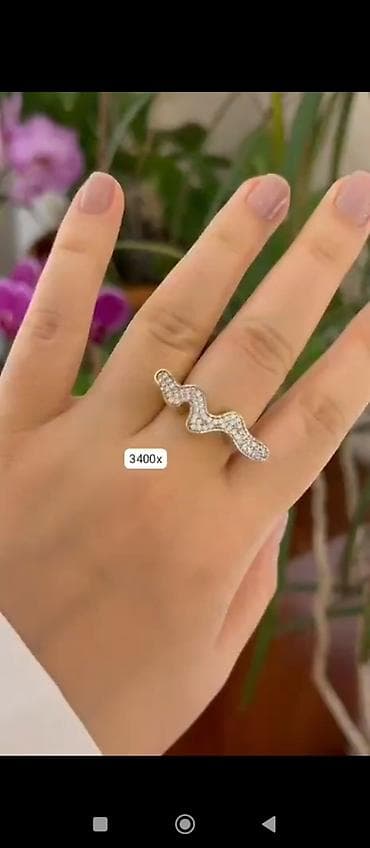 Məhsul: Qadın geyim və aksesuarları dəsti - Üzük: Dalğavari formaya