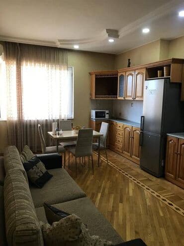 300 manatliq kiraye evler: Xətai rayonu Babək prospeltində 18 mertebeli binanın 10-cu — 4