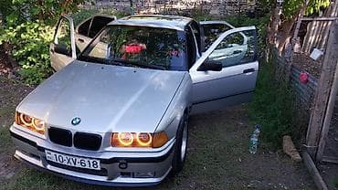 BMW 3 Series E36 sedan, gümüşü rəng. - Orijinal BMW emblem və M paket — 6