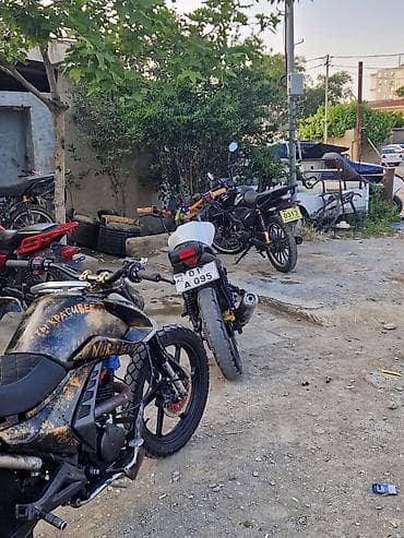 maşın ucun qoşqu: Modifikasiya olunmuş yol motosikleti - Güclü tək silindrli benzin — 3
