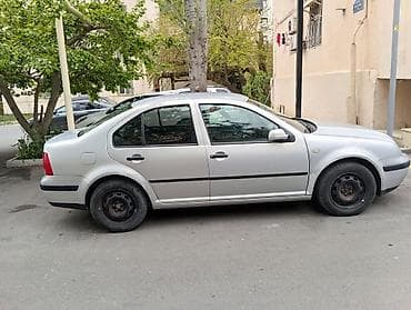 Nəqliyyat: Volkswagen Bora: 1.6 l | 1999 il Sedan — 2