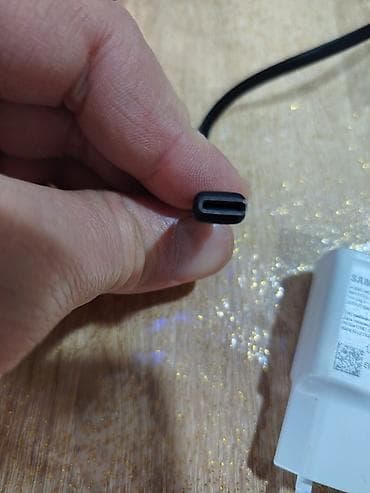 telfon 50 azn: Simsiz şarj cihazı Samsung, 15 Vt, İşlənmiş — 2