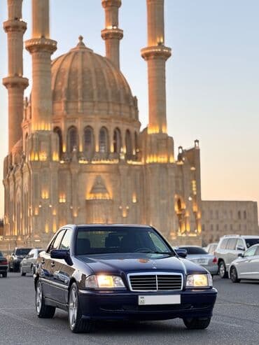 mersedes yan guzgulər: Mercedes-Benz C 180: 1.8 l | 1998 il Sedan — 5