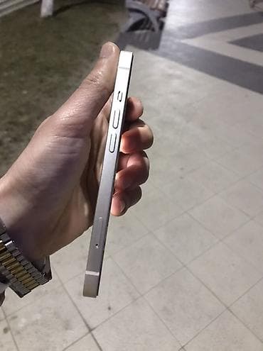 en ucuz ayfon: IPhone 13, 128 GB, Ağ, Simsiz şarj — 5