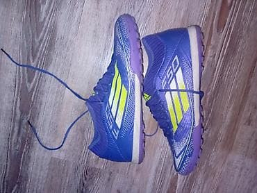 Butslar Adidas, Ölçü: 42, Yeni