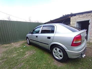 Opel Astra: 1.6 l | 1999 il 445000 km Hetçbek