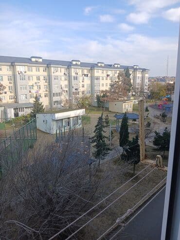 Bağ evləri: Mənzilin təsviri Binə qəsəbəsi 136 nömrəli tam orta məktəbin yanında — 6