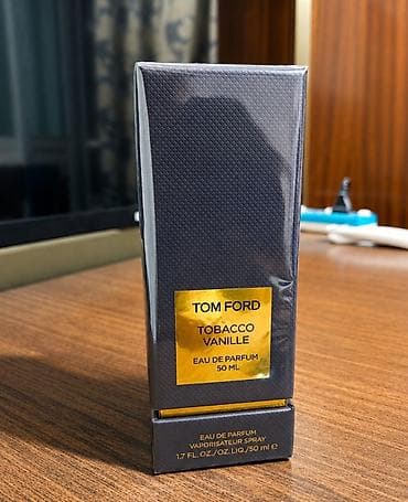 Şəxsi əşyalar: Orijinal Tom Ford Tobacco Vanille (50 ml). Ətir hədiyyə gəlib, qutusu — 2