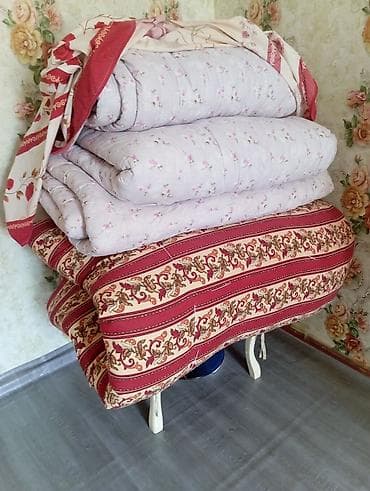 Б/у Для взрослых Двуспальное Зимнее Сotton wool Одеяло, Самовывоз at lalafo.az Б/у Для взрослых Двуспальное Зимнее Сotton wool Одеяло, Самовывоз