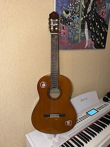 gitara: Yamaha CS40 klassik gitara - Model: Yamaha CS40 (etiketdə — 4