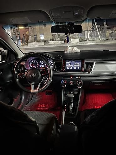 kia rio satilir: Kia Rio: 1.6 l | 2020 il Sedan — 6