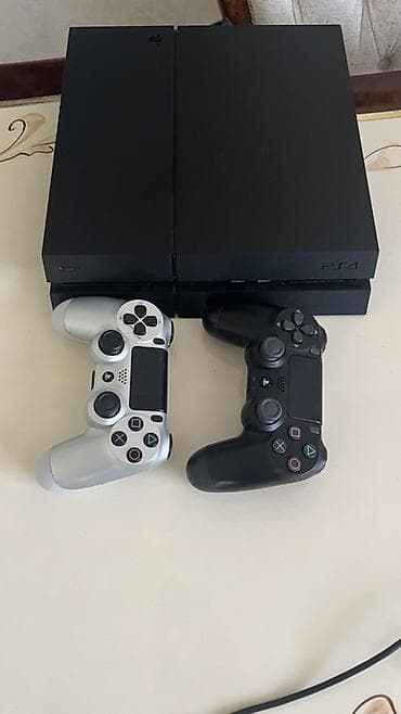 PlayStation 4, 1TB oyun konsolu. Dəstə aşağıdakılar daxildir: - PS4 lalafo.az -da PlayStation 4, 1TB oyun konsolu. Dəstə aşağıdakılar daxildir: - PS4