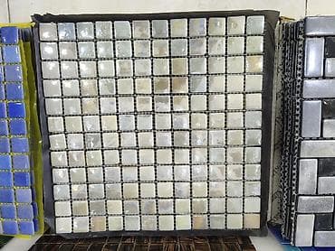 Mosaic kafel panel – kvadrat formalı kiçik plitələrdən ibarət