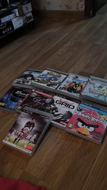 iphon 12: PS3 üçün orijinal disk oyunlar dəsti Paketdə olan adlar: - FIFA 14 - — 2