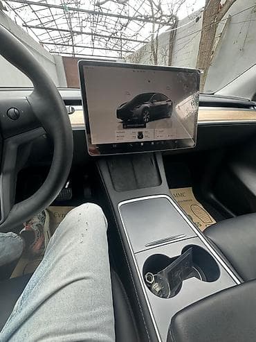 Продажа авто: Tesla Model Y: 1 л | 2023 г. 20800 км Внедорожник — 6