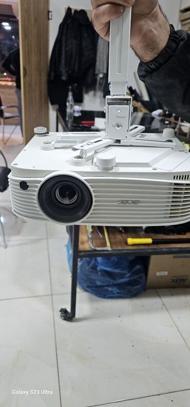 кронштейн для видеокарты: Proyektor Acer — 3