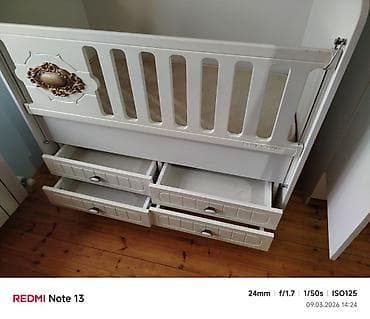 yellence: Oğlan və qız üçün, Dördbucaq, Beşik, Dəstsiz, Matras ilə, Yellənmə mexanizmsiz — 1