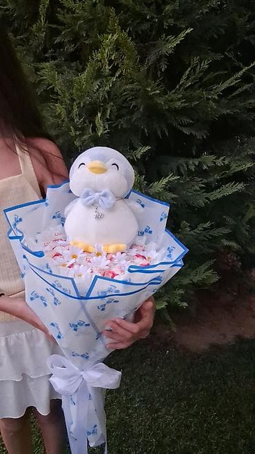 qaşqaldağ quşu: Uşaqçün sevgiliçün bele gözel hediyyelik gül buketlermizden sfariş ede — 5