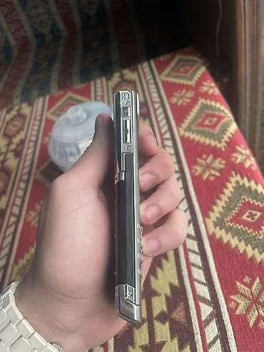 telefon 100azn: Vertu — 3