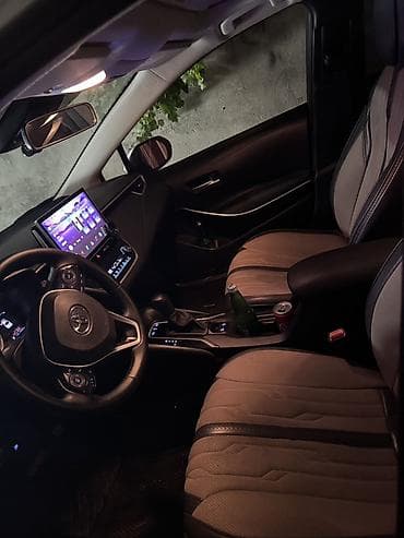 prius 20 kuza salon: Toyota Corolla, gümüşü rəng, sedan gövdə. Rənglənməyib udarı vuruğu — 1