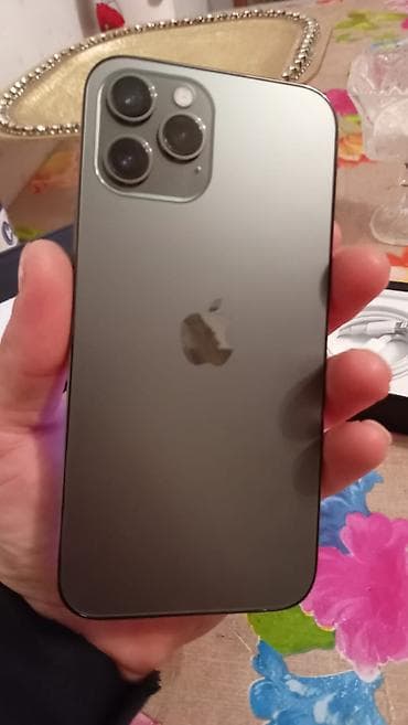 iphone 8 plus red: IPhone 12 Pro Max, 256 GB, Graphite — 2