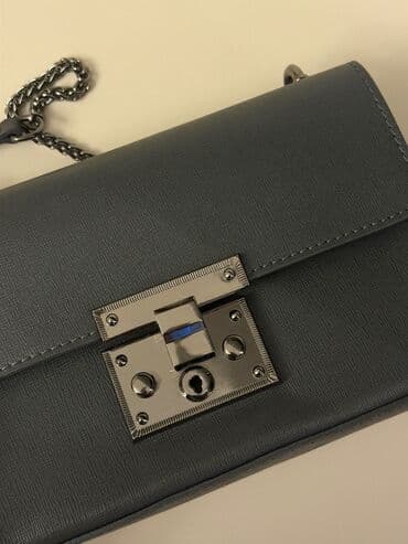 Zərgərlik əşyaları: Yeni
Made in Italy
dəri
80 Azn — 2