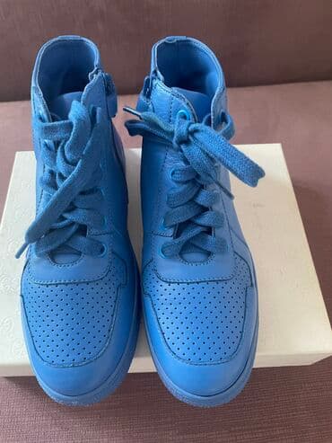 Tərliklər: Gucci, Ölçü: 34, rəng - Göy, Yeni — 2