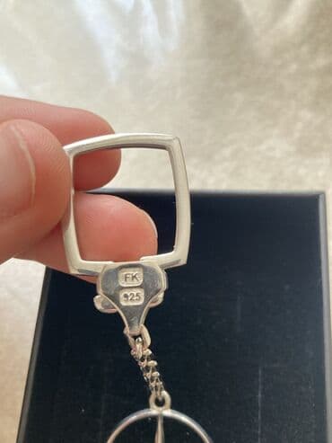 визитки изготовление ключей: Gümüş rəngli, Mercedes-Benz loqolu açar üzüyü. Zəncirbəndlə — 2