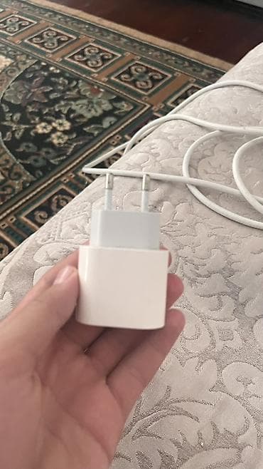telefon tap: Adapter Apple, 20 Vt, İşlənmiş — 1