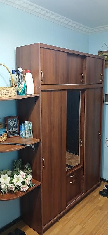 dəhliz dolabi: Dəhliz Dolabı mebeli qırıgı sınıgı yoxdur hündürlüyü 230 eni — 5