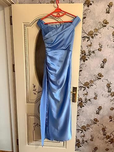 cilbab modelleri: Mavi atlas gecə/libas - Rəng: açıq mavi - Parça: atlas (parıltılı — 1