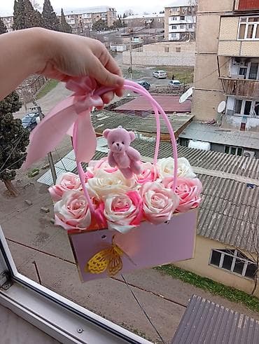 atlas parca: Hədiyyəlik dekorativ güllü səbət kompozisiyaları - Dizayn — 4