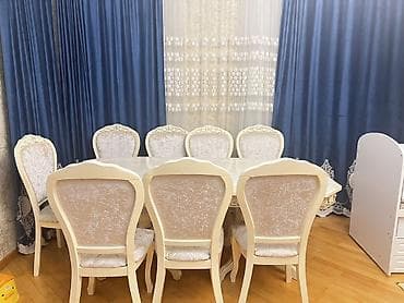 otag qapilar: Qonaq otağı üçün, Açılmayan, Oval masa, 8 stul — 2