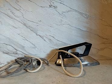 Məhsul: Elektrik ütü Təsvir: - Klassik dizaynlı, metal altlıqlı lalafo.az -da Məhsul: Elektrik ütü Təsvir: - Klassik dizaynlı, metal altlıqlı