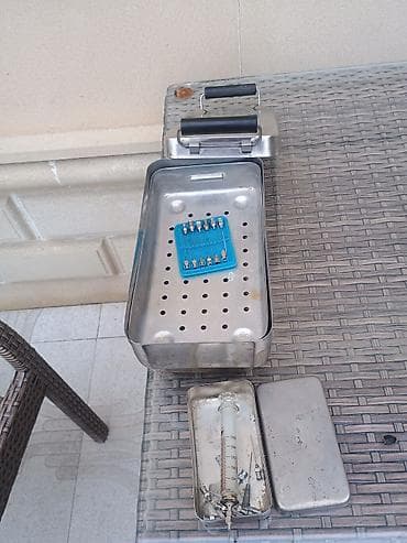 Медицинское оборудование: Paslanmayan poladdan hazırlanmış tibbi sterilizator dəsti Tərkibi: - — 2