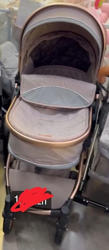 Klassik gəzinti arabası