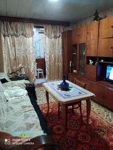 bine atciliqda kiraye ev: Vasmoy bazarı yaxınlığı Bakcell Arenanın yanı 5 mərtəbəli binanın 3-cü — 1