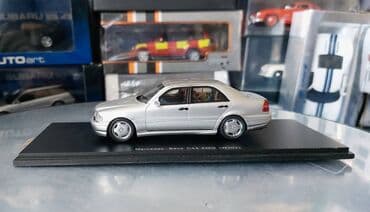 vita start: Коллекционная модель Mercedes-Benz C43 AMG W202 silver 2000 Special — 12