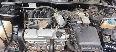 07 oturacaqlar: Lada Samara – qara rəngli hetçbek Xüsusiyyətlər: - Kuzov: 5 qapılı — 3