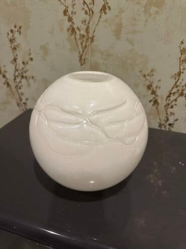 sardunya gülü: Bir vaza, Keramika — 2