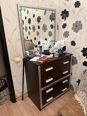 yatag destleri: Yataq otağı mebel dəsti - Rəng: tünd qəhvəyi, gümüşü dekor/profillər — 2