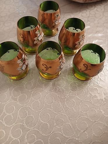 mebiler: Vintage Yaşıl Və Qızılı Qədəhlər (6 Ədəd)Satılır: 6 nəfərlik retro — 4