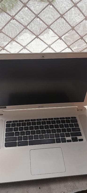 emachines notebook: Acer Chromebook noutbuk - Ekran: 15.6" Full HD (etiket: HD 1080) - — 3